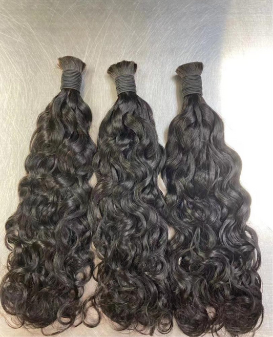 Virgin Human Hair Bundle (Wavy curls )